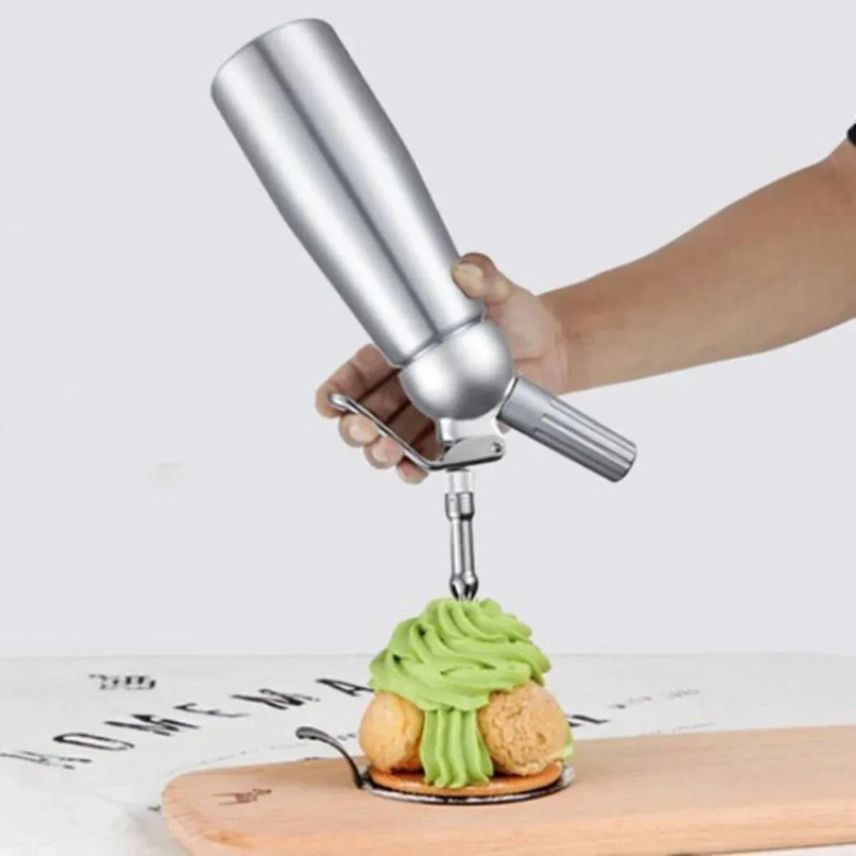 17oz 34oz Whipped Cream Dispenser With 3 Nozzles
